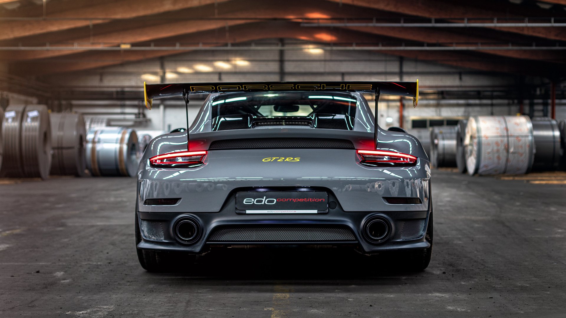 “西甲豪门展开追赶,形势变幻莫测”,西甲豪门什么意思